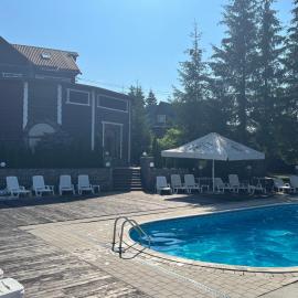 Panorama Karpat, Hotel in Jablunyzja