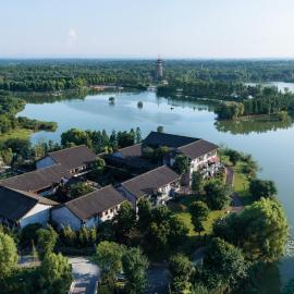 Snowy&Sunny Resort, hotel in Changsha