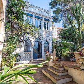 Historic Rooftop Villa Sea Views and LargeTerrace