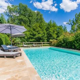 Villa avec piscine privée à Vézac, 160 m², hotel Vézacban