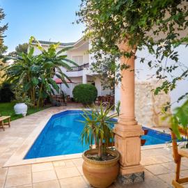 Elegant villa in Hammamet with year-round private pool