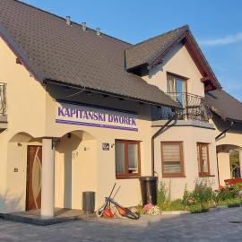 Kapitański Dworek