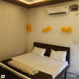 A7 hotel, hotel Khanna városában
