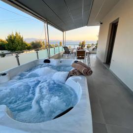 AMORÉA Seaview Jacuzzi Suites Evia