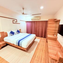 Hotel Praveen International, hotel in Ulhasnagar