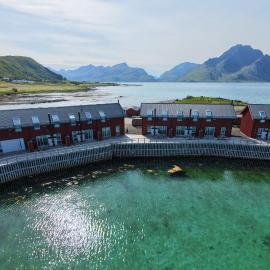 Spectacular Waterfront Fishermans Cabin - Rorbu, hotel sa Gravdal