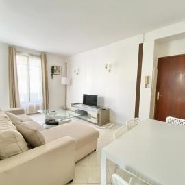 Appartement charmant 5 minutes gare RER A