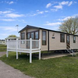Lovely Caravan With Decking At Cherry Tree Park Norfolk Ref 70724C, hotel u gradu 'Great Yarmouth'