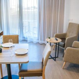 Résidence élentine Carrières-sous-Poissy, hotel en Carrières-sous-Poissy