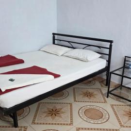 Hotel Dwarka- Pure Veg Restaurant & Resort, hotel a Panhāla