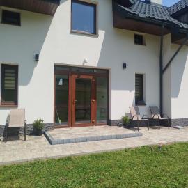 Biała Ostoja 517-539-965, hotel en Berezka