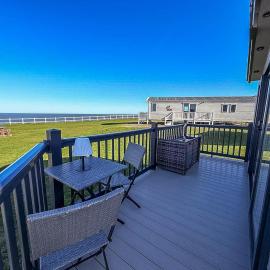Luxury Lodge With Stunning Full Sea Views At Hopton Ref 80010W