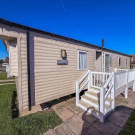 Lovely 8 Berth Caravan In Norfolk At Haven Hopton Holiday Park Ref 80055T