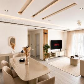 Luxury 2BR Apartment Private Jacuzzi 10mins From Airport، فندق في تونس