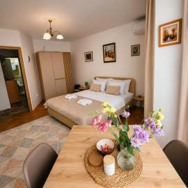 Apartments Dragulji Kruševac Central Stay, hotel u gradu Kruševac