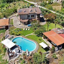 Villa Aresini - Dimora Esclusiva, hotel u gradu Montemiletto