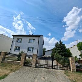 Dom na Kościelnej, hotel in Ślesin
