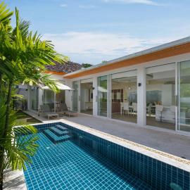 5 Minutes to Naiharn Beach, Private, Quiet and Cozy