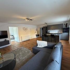 Modernes Appartment in 67688 Rodenbach TLA, viešbutis mieste Rodenbachas