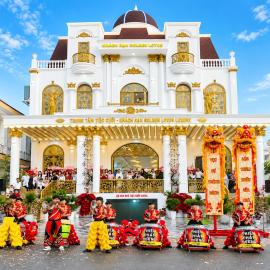 Golden Lotus Hotel, hotel Buôn Hồ városában