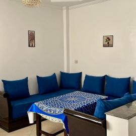 Charmant petit appart au cœur de Jebha - Idéal 4, hotel in El Jebha