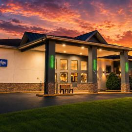 Travelodge by Wyndham Rapid City - Black Hills, хотел в Рапид Сити