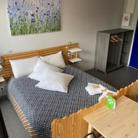 La Maison Lourégo studio Bleuet, hotel a Hauterives
