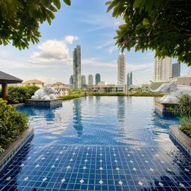 Riverside Condo 1BR Gym and Pool Near IconSiam