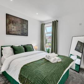 Modern 2 Bed Home - Sleeps 6 - Ipswich