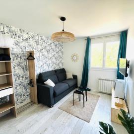 Studio centre ville, hotel u gradu 'Concarneau'