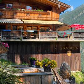 Gasthof Zimmereben am Berg、Burgstallのホテル