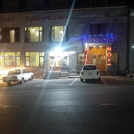 Noy, hotel u gradu Goris