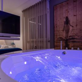 Bed&Dreams con Jacuzzi, hotell i Bergamo