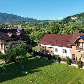 Pensiunea Casa Maria, hótel í Corbeni