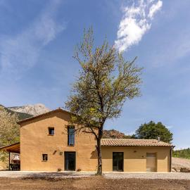 Cal Parraquer - Turisme rural al peu del Pedraforca
