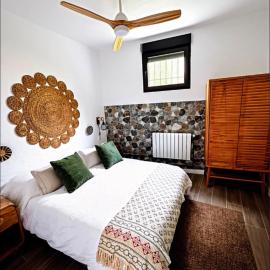 La Amapola, Hotel in Enix