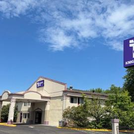 Knights Inn Hartford, מלון בהרטפורד