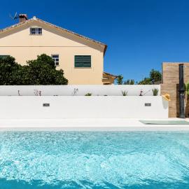 Lagoa de Albufeira Villa - Private Pool, 4 Bedrooms, BBQ & Near Beach