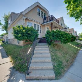 Fenced Yard! Spacious Home, 4 Mi to Dtwn Milwaukee