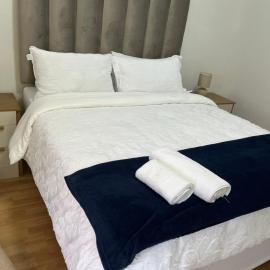 Lungi and Rendzo Guesthouse