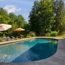 Longview Pond Lodge by AvantStay, Hotel in Clinton Corners