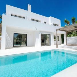 Private Sea View Villa Near Es Cubells Ibiza, hotelli kohteessa Es Cubells