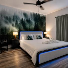 Luxury Resort 1BR Apt 104 Pool Hot Tub Gym Wifi