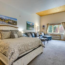 Keystone Condo Near Hiking, Biking & Fun