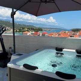 Stunning Home In Rab With Wifi