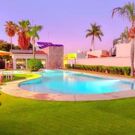 Home for groups or family, Pool, near Hermosillo Airport