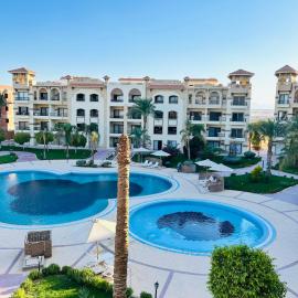 Luxury Pool View Chalet, El Saraya Resort Sahl Hasheesh, Near Beach