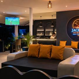 Jackies Gili Beach Club
