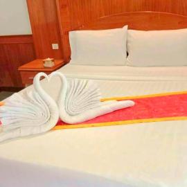 ปราสาทรีสอร์ท, hotel u gradu 'Prasat'