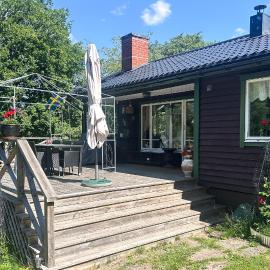 Cozy Home In Nynäshamn With Ethernet Internet, hotel u gradu Nineshamn